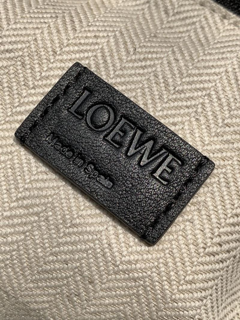 Loewe Puzzle Bags